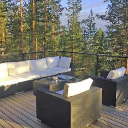 Holiday Peta¤ja¤kallio *