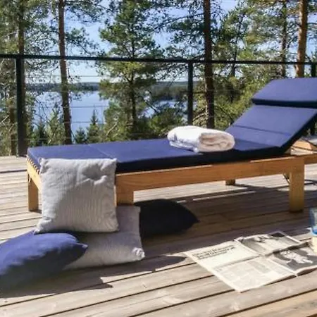 Holiday Peta¤ja¤kallio